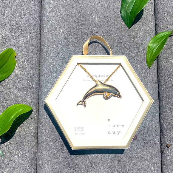 Jewelry - 🌻 HOST PICK 🌻 🐬 Dolphin Necklace 🐬